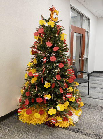 CHS Giving Tree